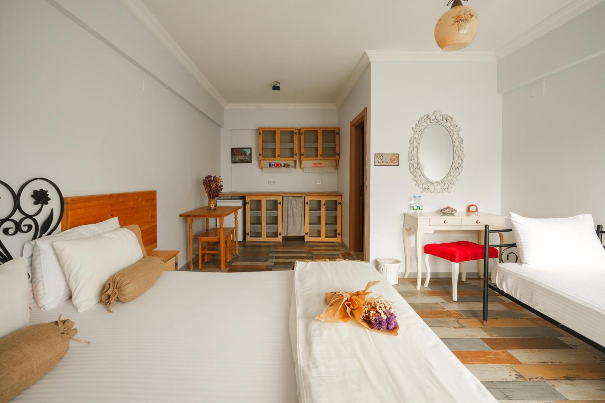 La Vida Otel Urla Extérieur photo